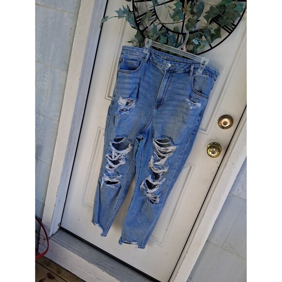 American Eagle Outfitters Jeans Stretch Distressed Size 18 Regular - Picture 1 of 8